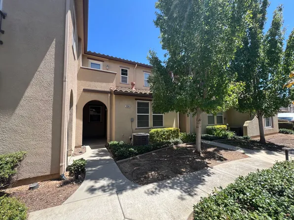 8344 Crystal Walk Cir, Elk Grove, CA 95758