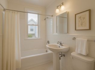 1656 Chestnut St #1, San Francisco, CA 94123
