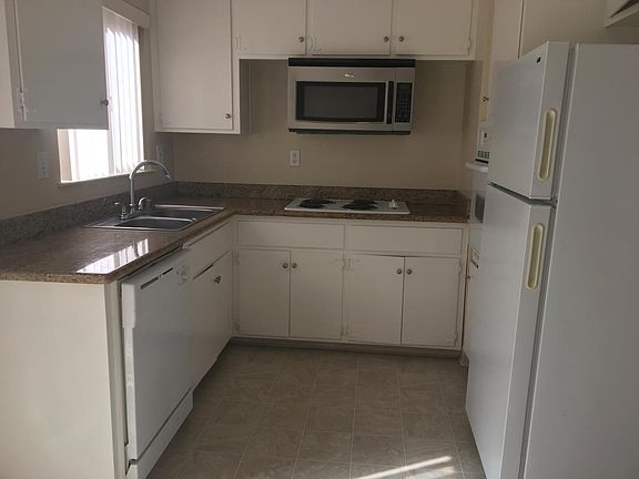 2nd image of 425 Encinal Ave APT E
