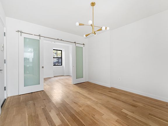 5th image of 114 E 37th St #1C
