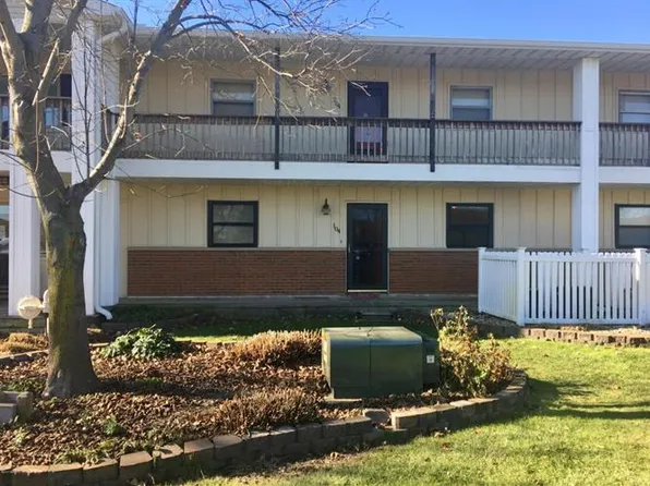 68570 Morton Dr Unit 104, Edwardsburg, MI 49112