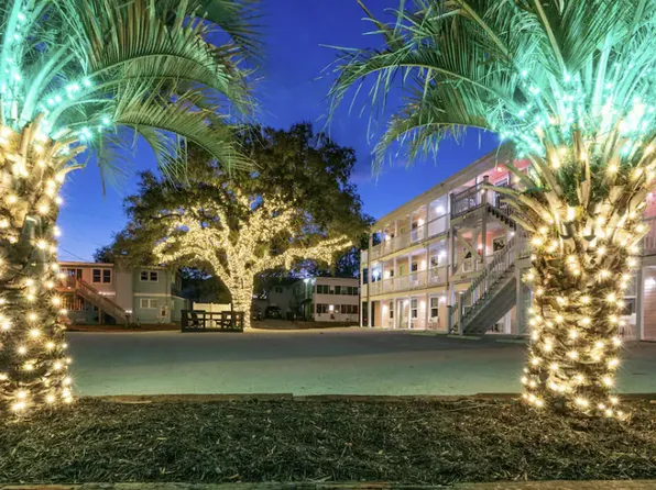 403 37th Ave S APT 103, North Myrtle Beach, SC 29582