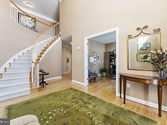 5th image of 204 Lawson Rd SE