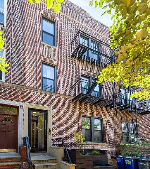1647 8th Ave #2B — Photo 10