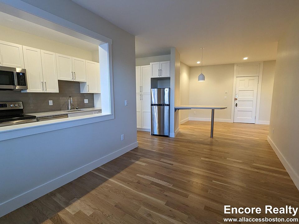 1st image of 9 Sewall Ave #217