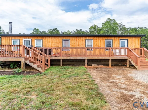 1451 Dixie Hill Rd, Dillwyn, VA 23936