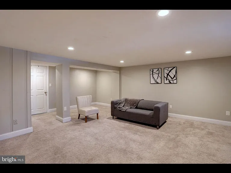 1667 Mussula Rd — Photo 14