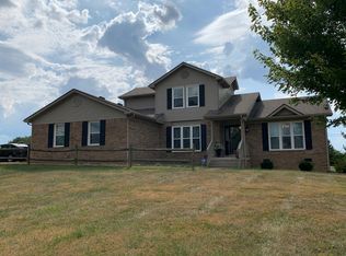 118 Saddle Brook Cir, Berea, KY 40403
