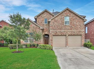 310 Lake Rim Dr, Rosenberg, TX 77469