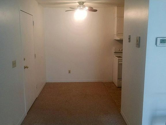 3rd image of 13 Chapel Hill Dr APT 7
