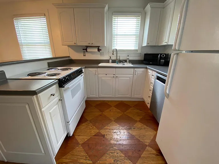 253 Collier Ave — Photo 3