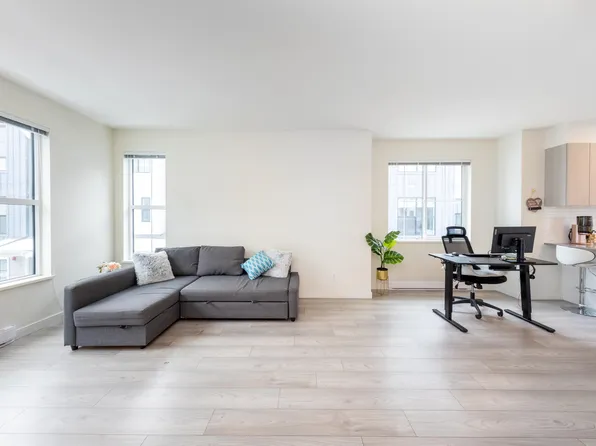 488 Furness St #123, New Westminster, BC V3M 0B5