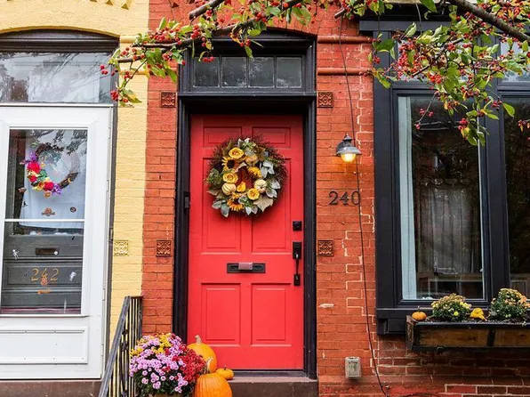 240 E Walnut St, Lancaster, PA 17602