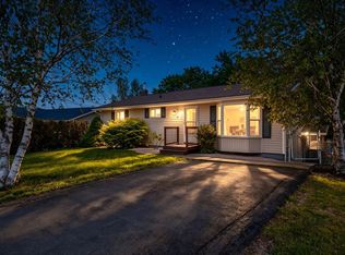 38 Ascot Way, Halifax, NS B4E 2J1