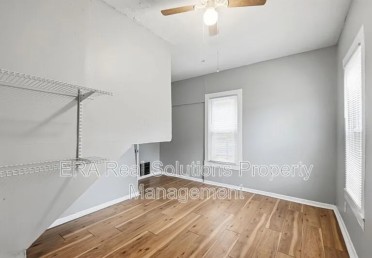 361 S Harris Ave #A — Photo 17