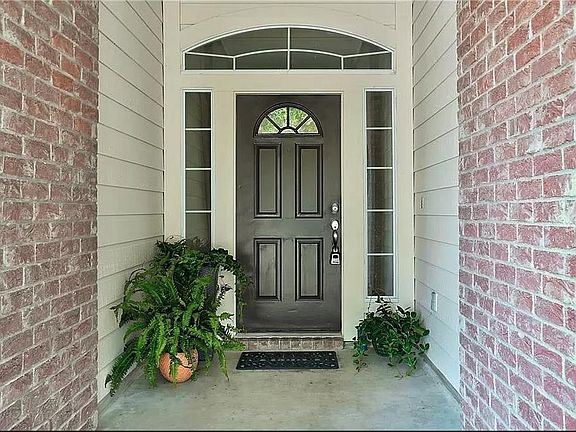 3rd image of 16912 Brayton Park Dr