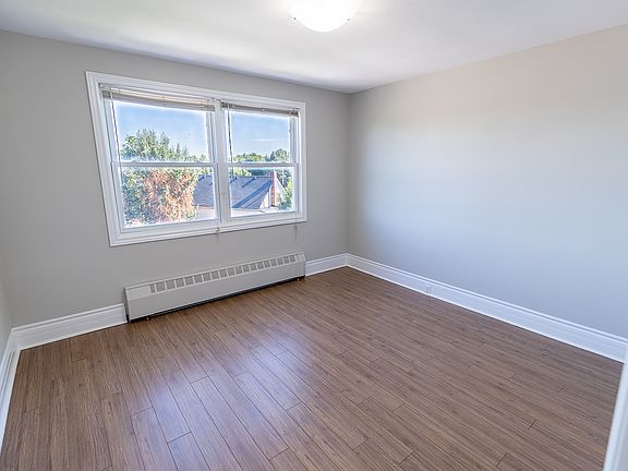 5th image of 143 Westchester Cres #1