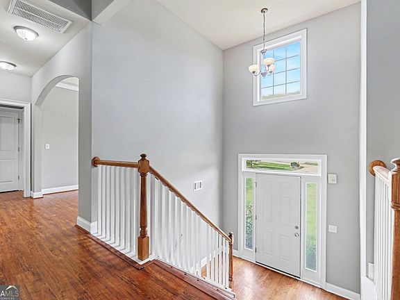 4th image of 60 Ashley Pointe Dr