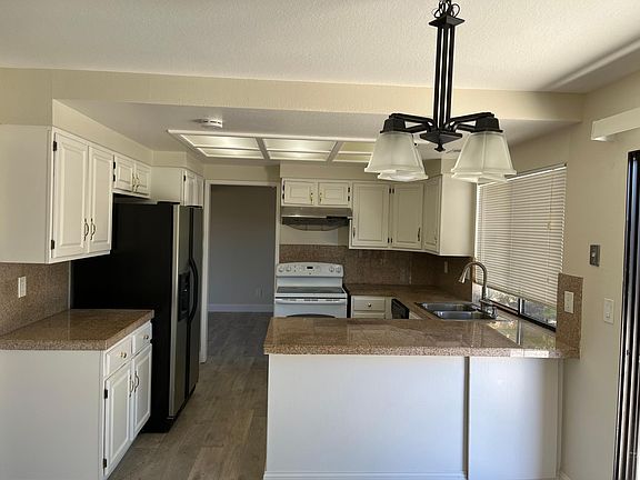 2nd image of 3818 Deedham Ct
