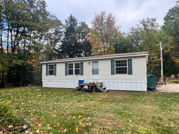 131 Upper Oxbow Road, New Hampton, NH 03256