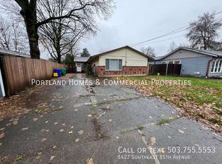 1427 SE 85th Ave, Portland, OR 97216