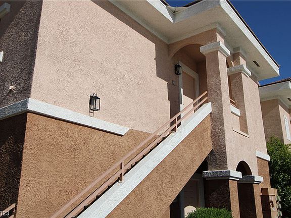 2nd image of 830 Carnegie St APT 1722