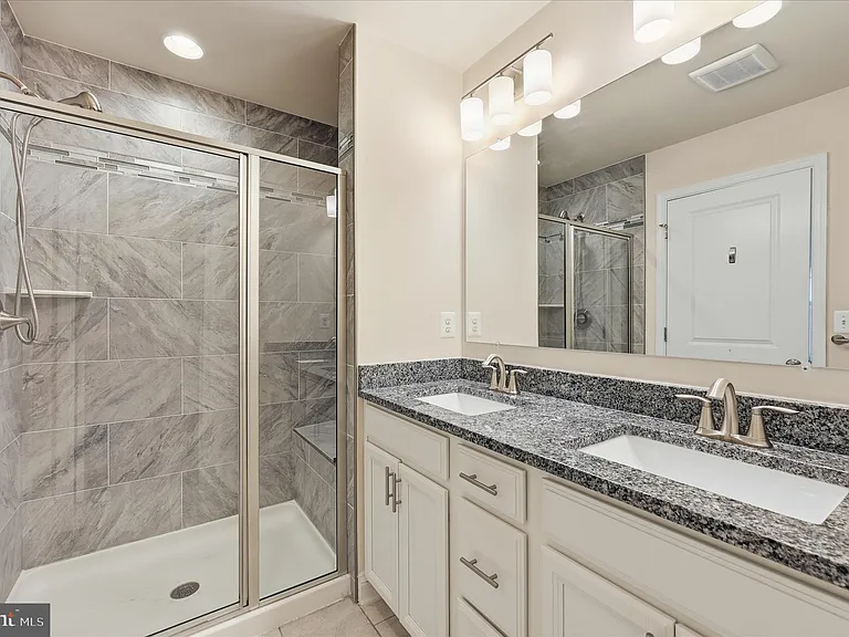 5060 Judicial Way — Photo 29