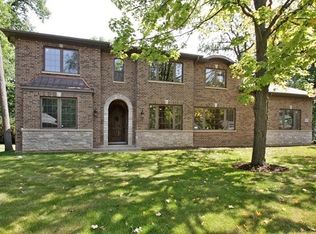 30 Oxford Dr, Lincolnshire, IL