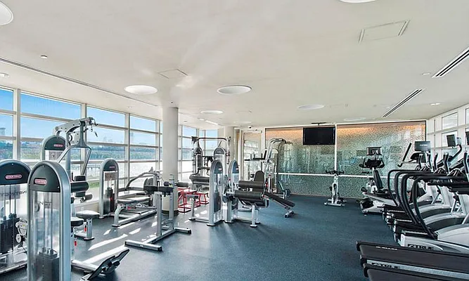 Rented by PocketBroker Inc | media 24