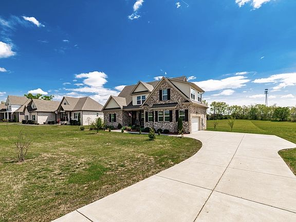 2nd image of 120 Sideview Rd