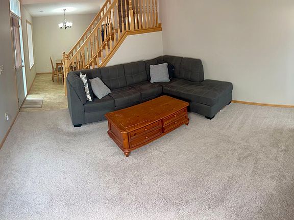 5th image of 18036 Fillmore Dr NW