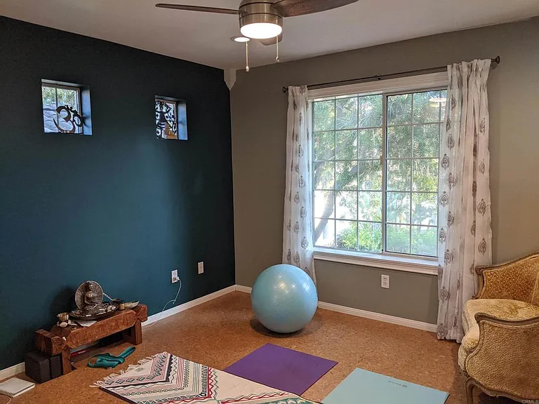 4381 Corte De La Fonda — Photo 33
