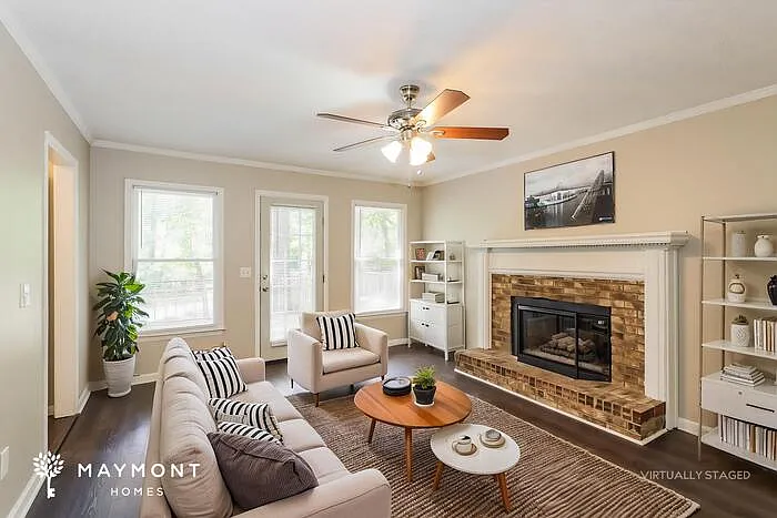 2323 Casaba Dr — Photo 6
