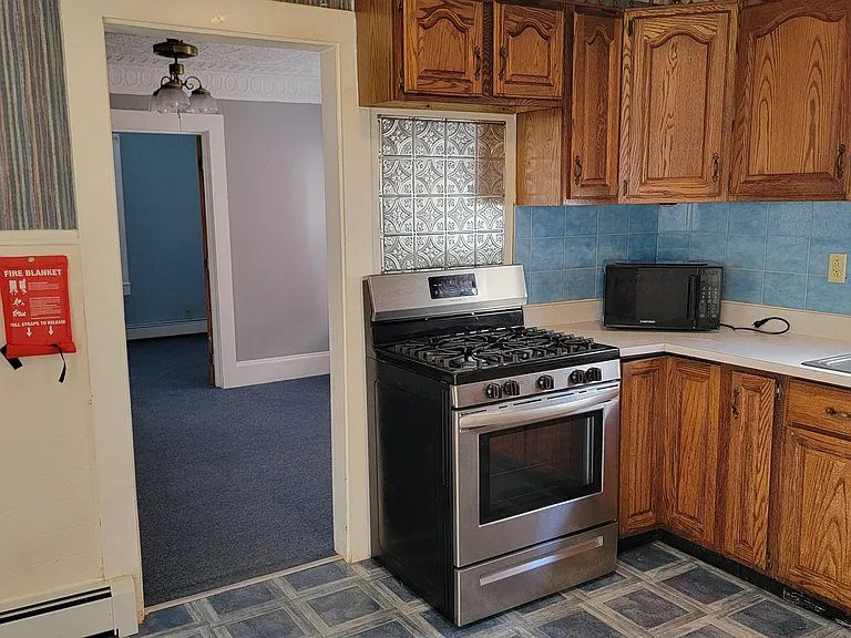 33 Stillwater Ave #1 — Photo 10