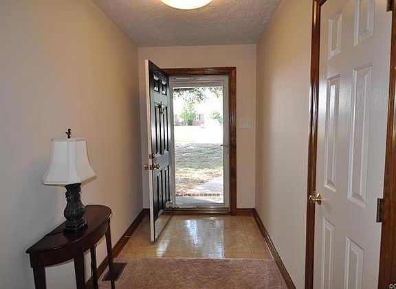 3rd image of 7424 Irish Rose Ct