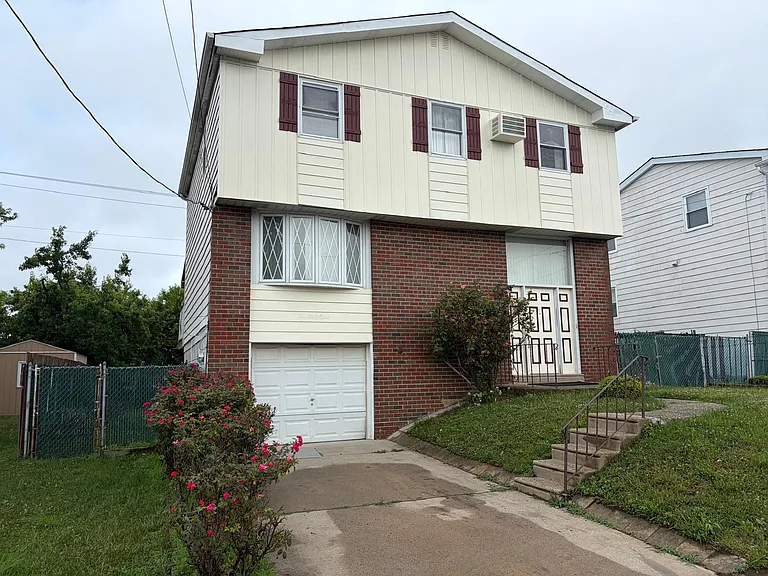 10208 Galahad Rd — Photo 2