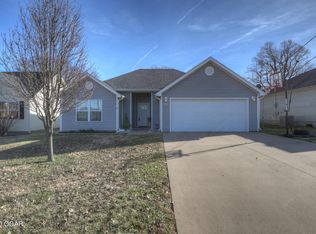 117 N Adams Ave, Joplin, MO 64801