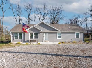 1319 W Commerce St, Brownstown, IN 47220