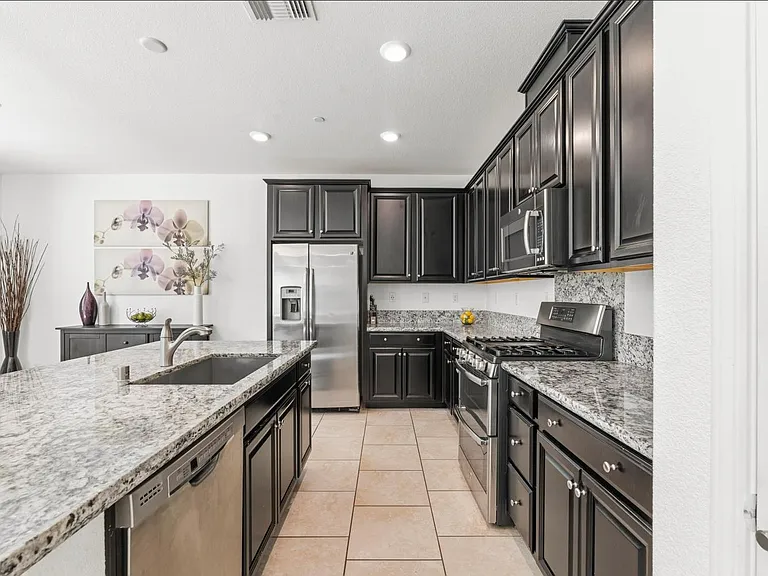 12681 Solsberry Way — Photo 7