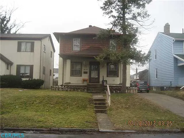 618 Wrexham Ave photo 1