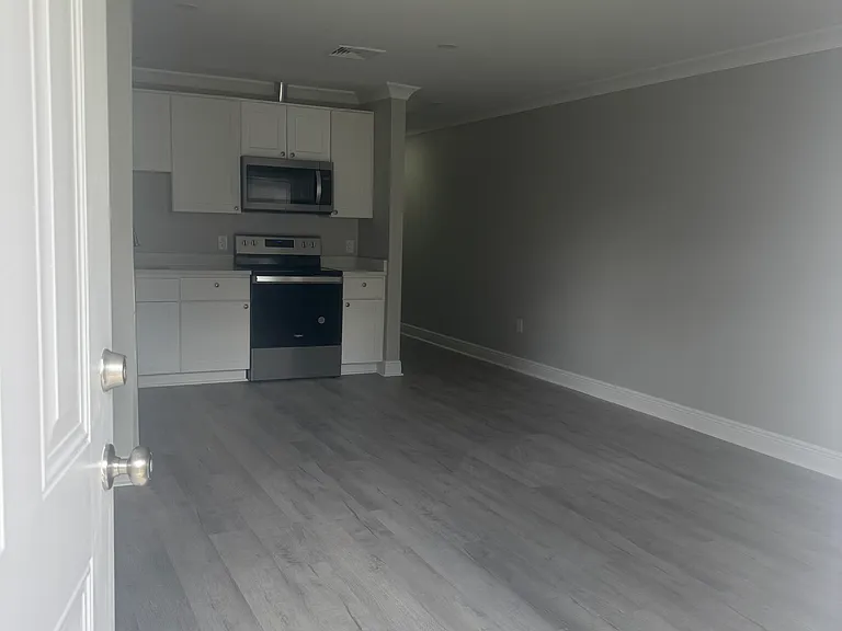 183 Howard St #181 — Photo 9