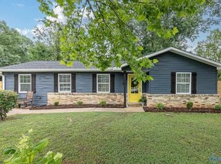 14021 Sandhurst Dr SW, Huntsville, AL 35803