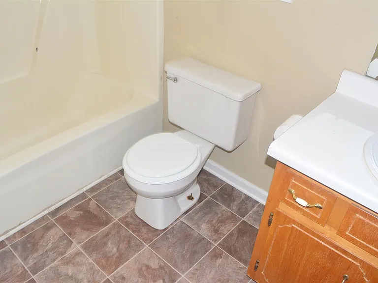 Carneal Ln — Photo 6