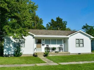 209 S Ohio St, Chrisman, IL 61924