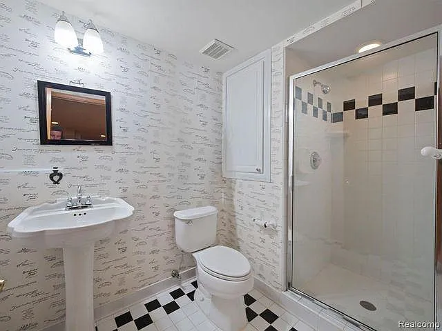 27197 Hampstead Blvd — Photo 16