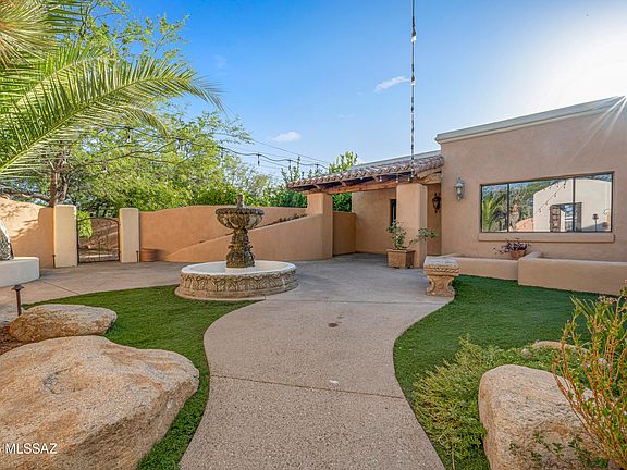 2nd image of 2759 N Desert Ave