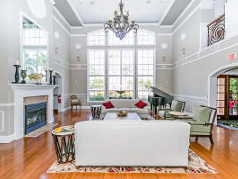 140 SW Peacock Blvd #21-205 — Photo 30