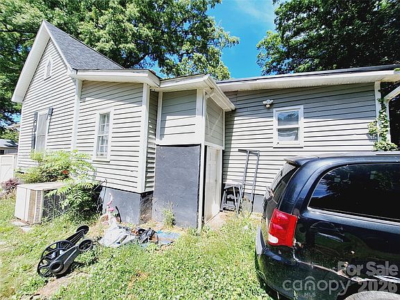 3rd image of 632 Wood St