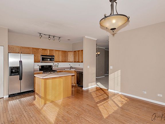 4th image of 743 Cherry Creek Dr