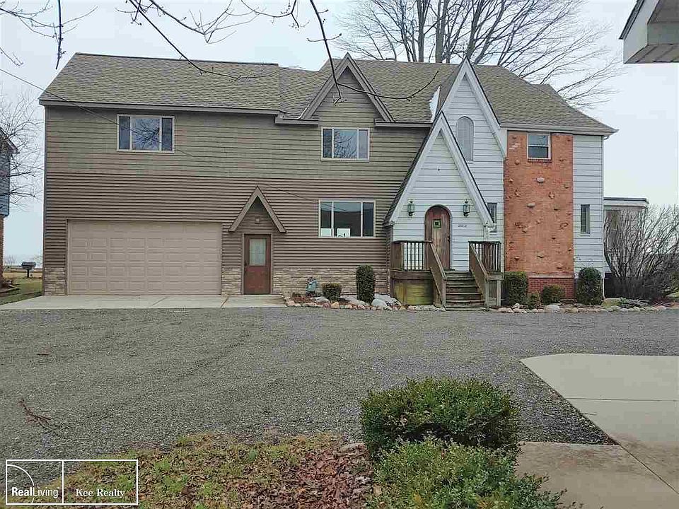 1st image of 29818 Jefferson Ave
